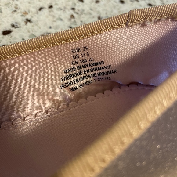 H&M shoes - Picture 5 of 5